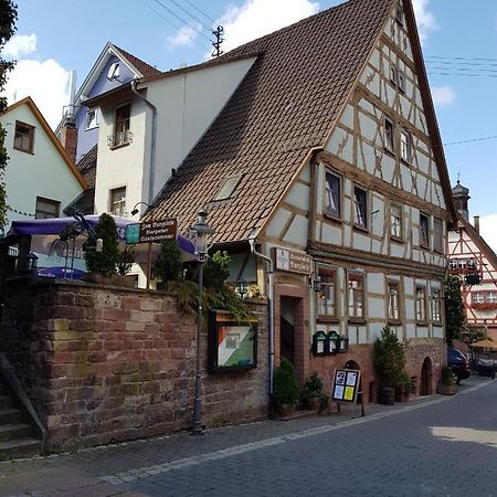 Zum Burgtoerle Hotel Wallduern Exterior photo