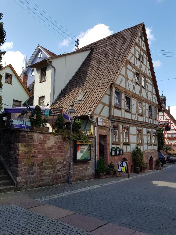 Zum Burgtoerle Hotel Wallduern Exterior photo